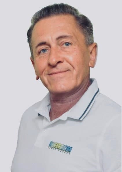 Portrait Viktor Bagi
